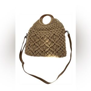 NWOT BREEZY CROCHETED RATTAN BAG/PURSE